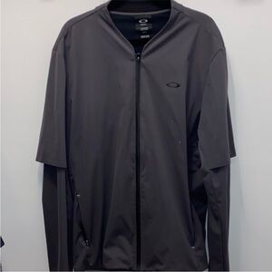 Oakley Men's Charcoal Windbreaker